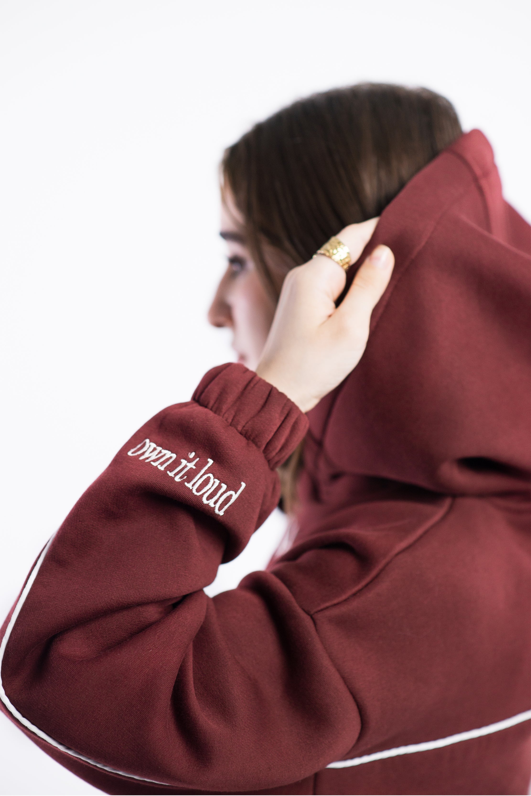 BURGUNDY HOODIE