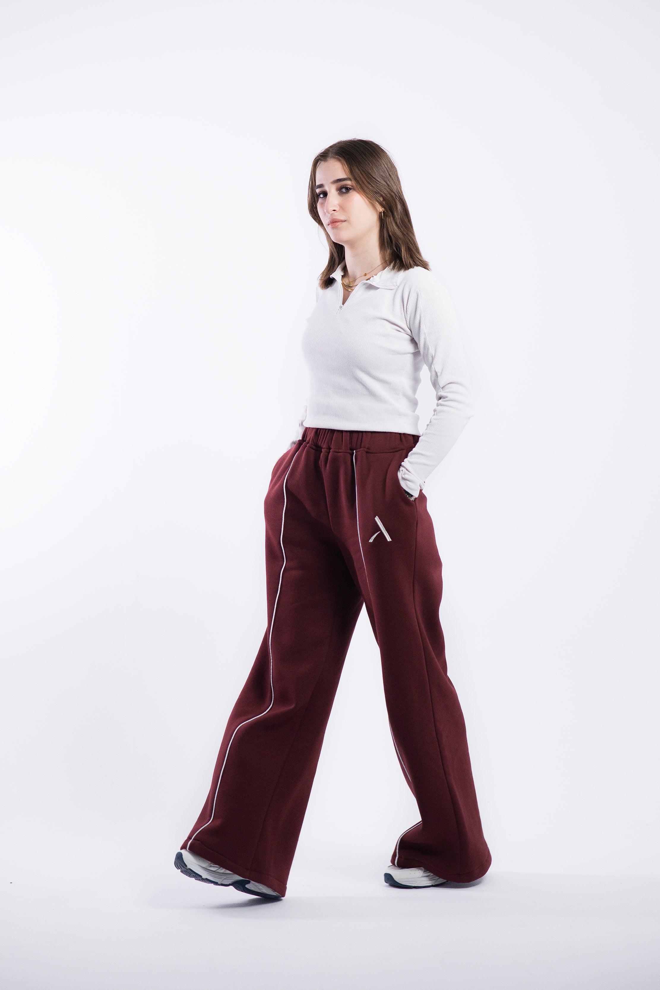 BURGUNDY SWEATPANTS